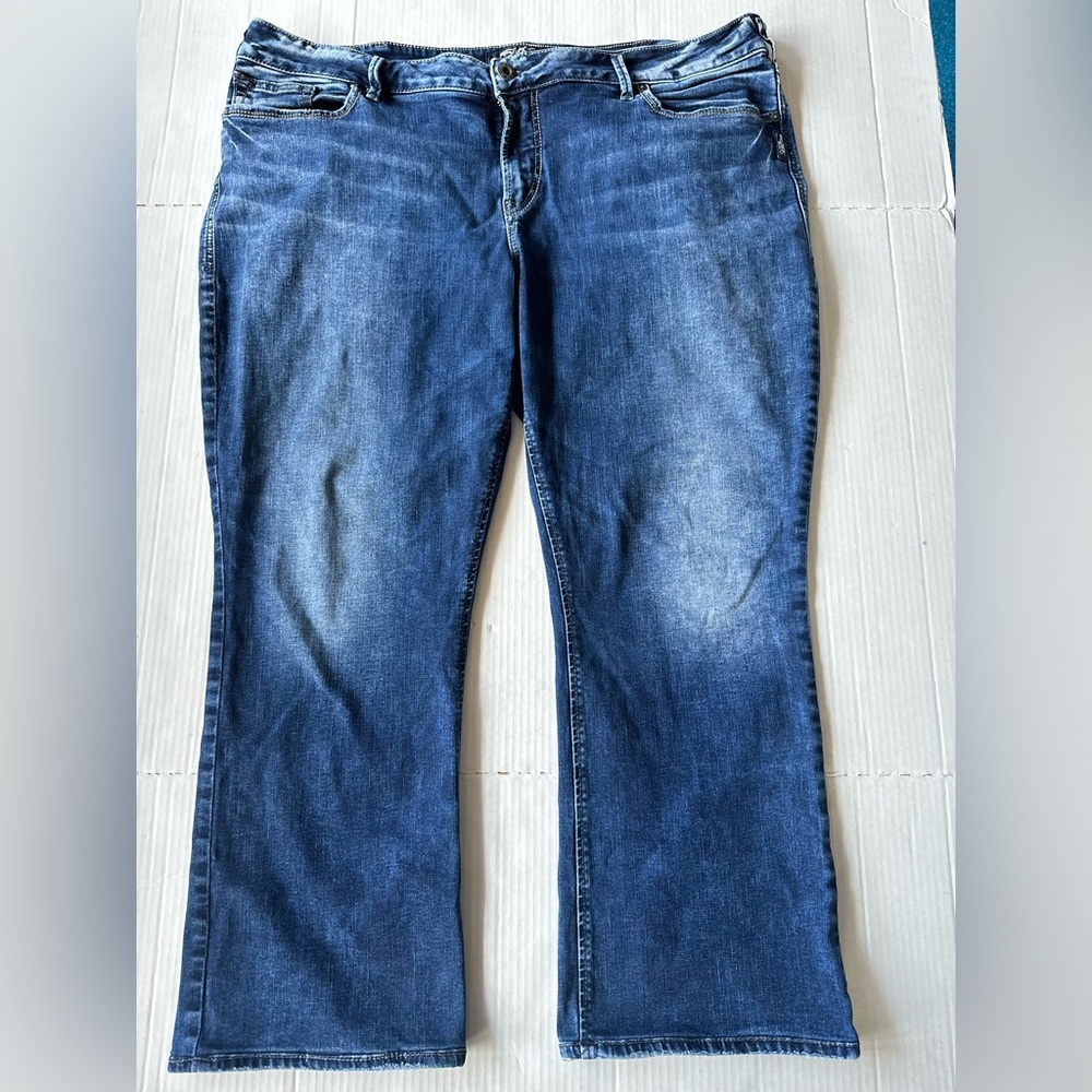 Silver jeans Avery womens 24x29 plus curvy fit straight high rise Flap‎ Pockets